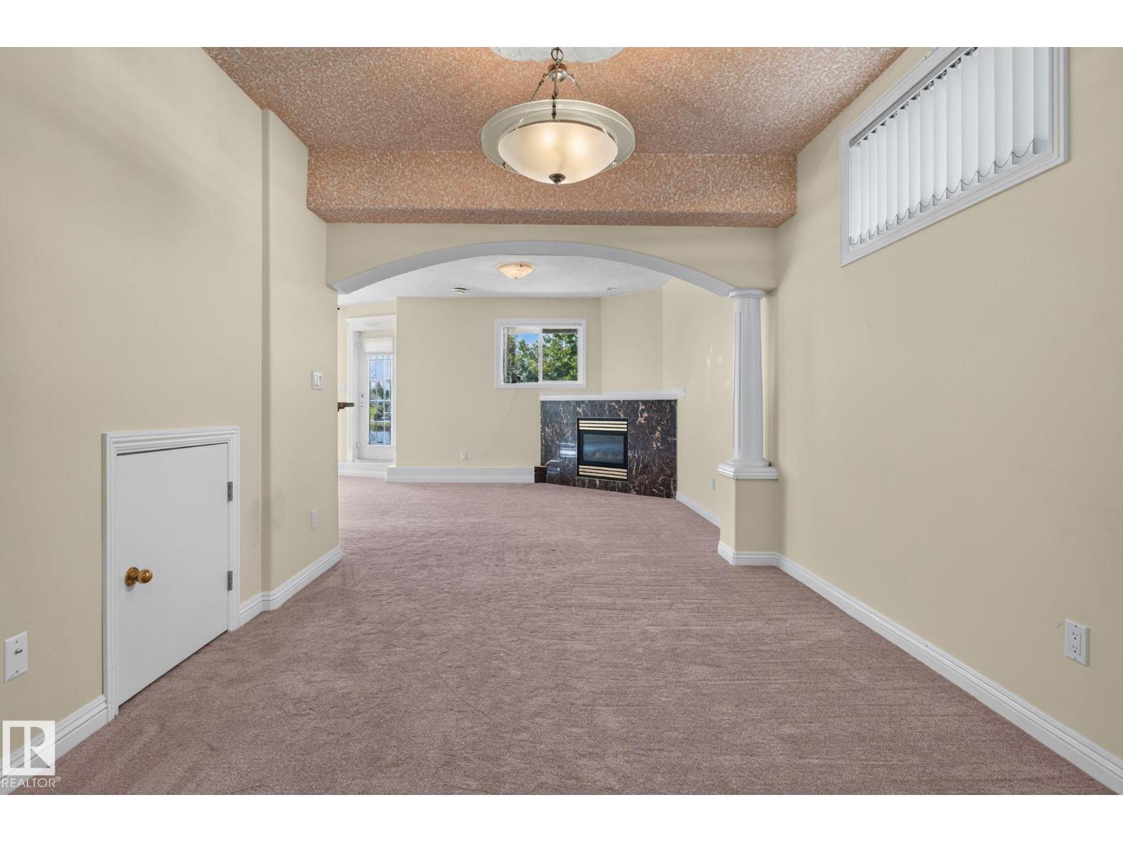 8839 158 AV NW — photo 61