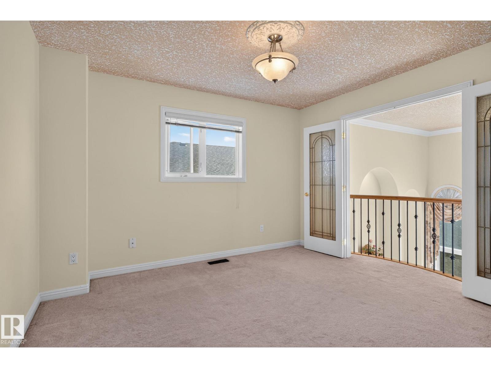 8839 158 AV NW - 55