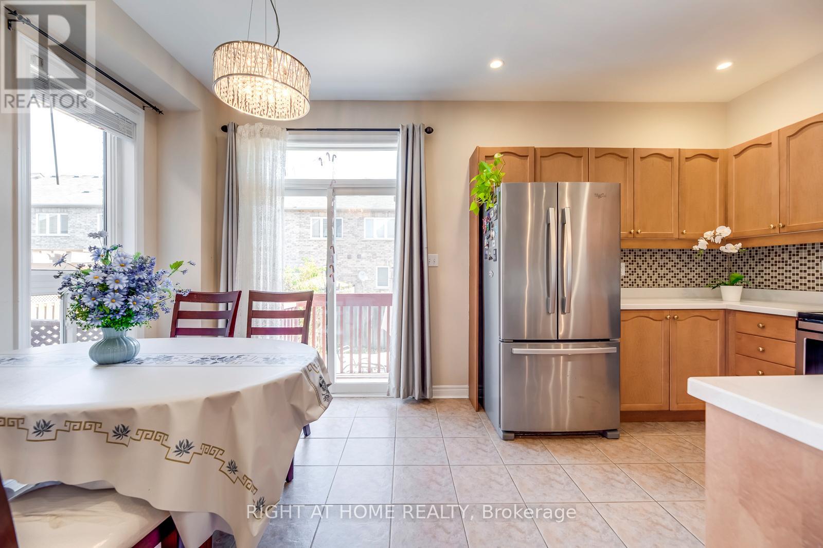 3402 FOUNTAIN PARK AVENUE - 12