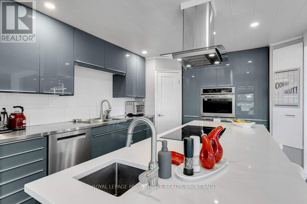25 WILLOWBANK ROAD E - 10