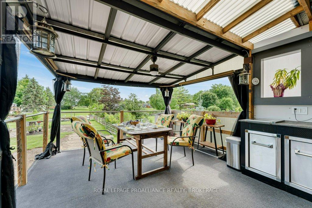 25 WILLOWBANK ROAD E - 16