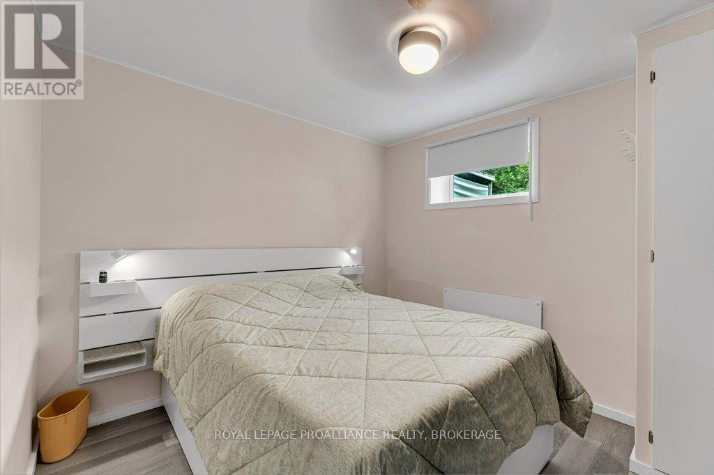 25 WILLOWBANK ROAD E - 40