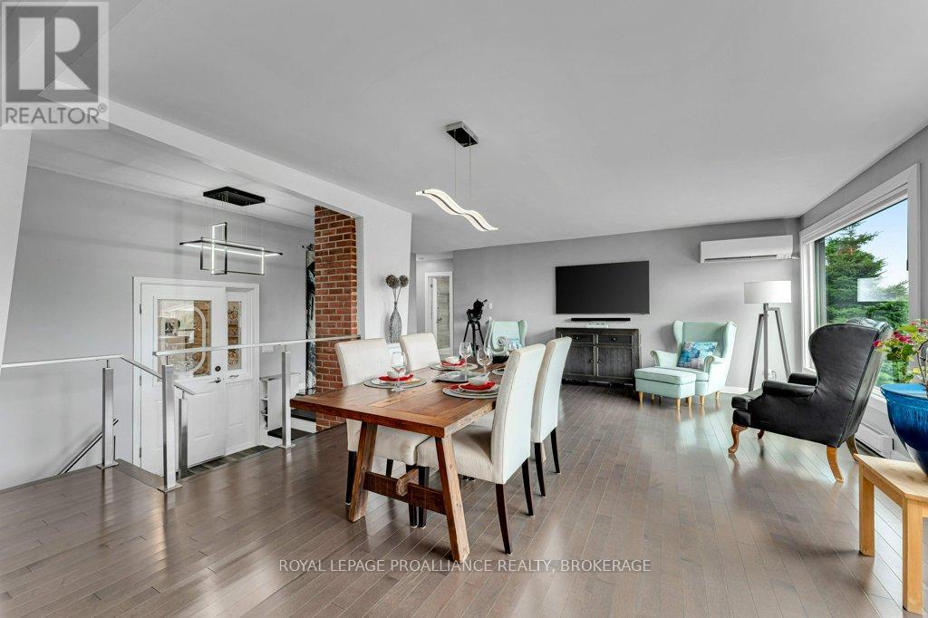 25 WILLOWBANK ROAD E - 5