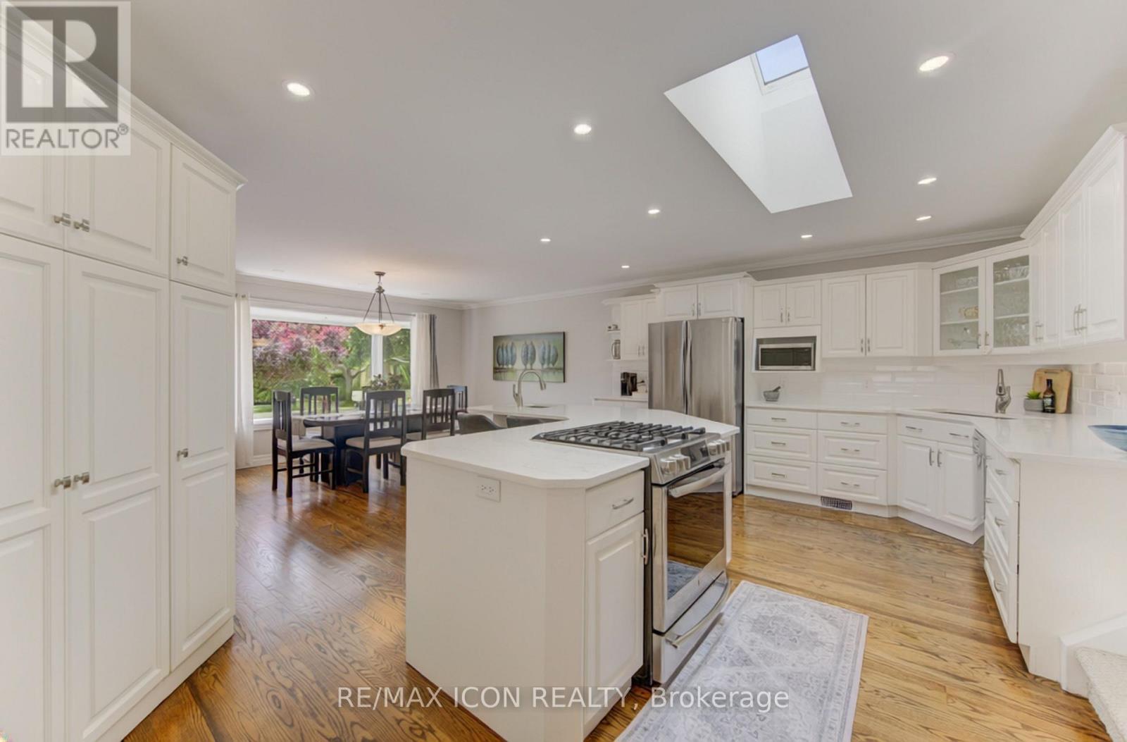 93 BRIARGATE DRIVE - 11