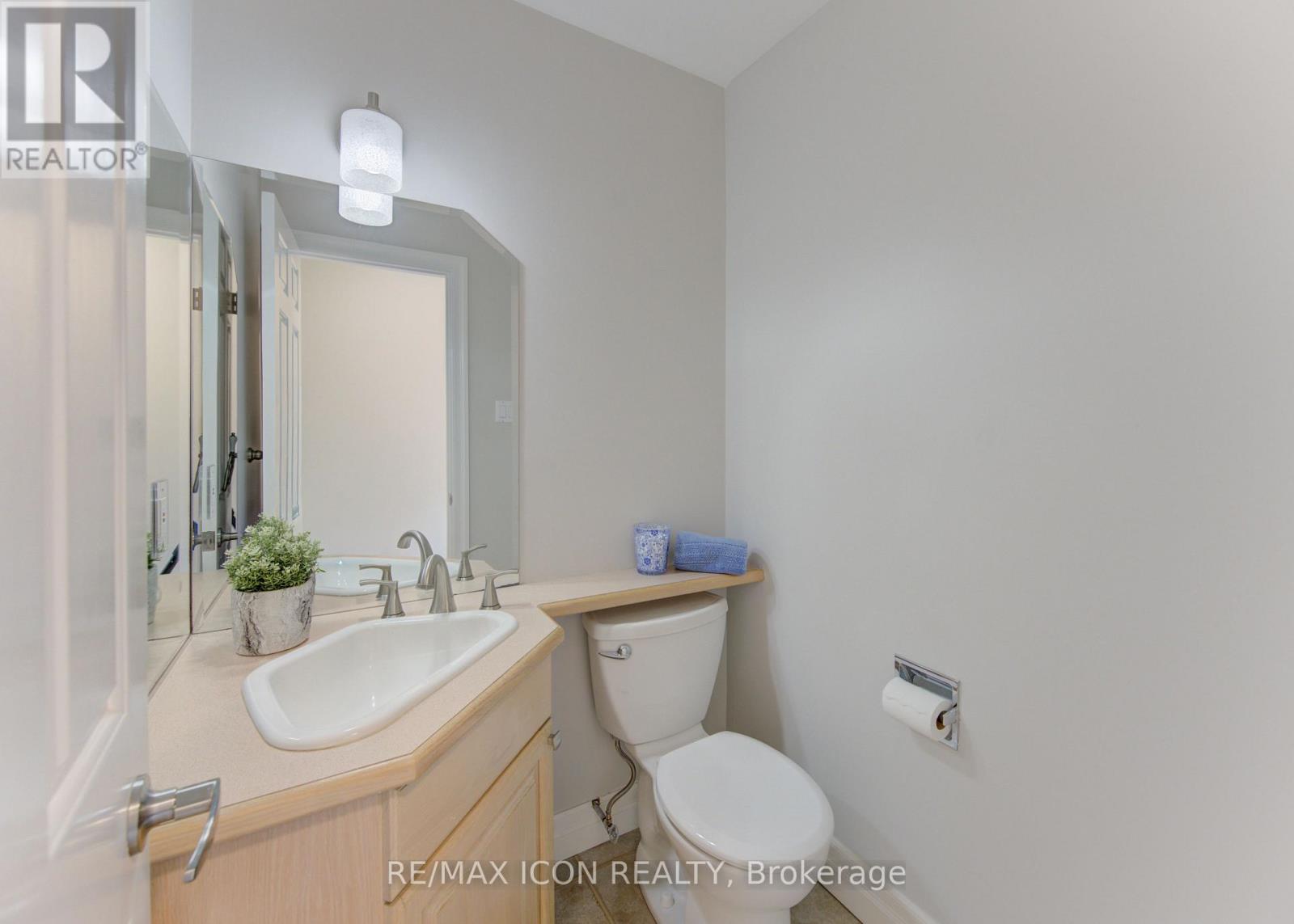 93 BRIARGATE DRIVE - 26