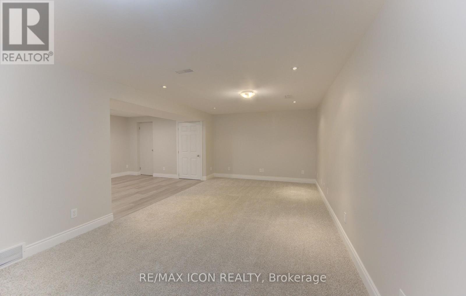 93 BRIARGATE DRIVE - 28