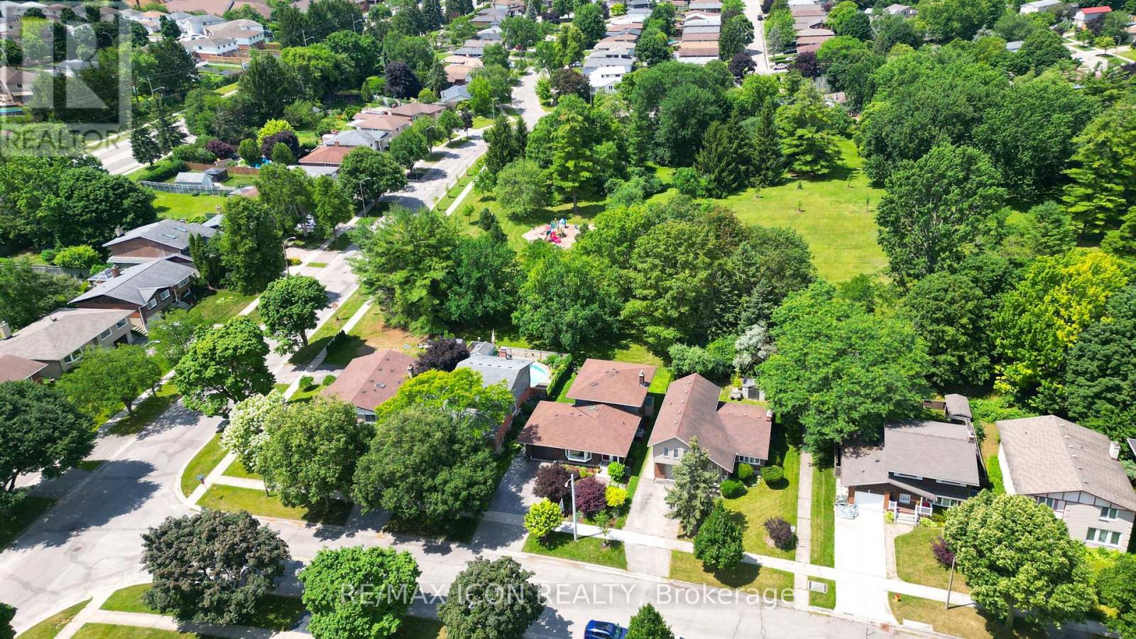 93 BRIARGATE DRIVE - 42