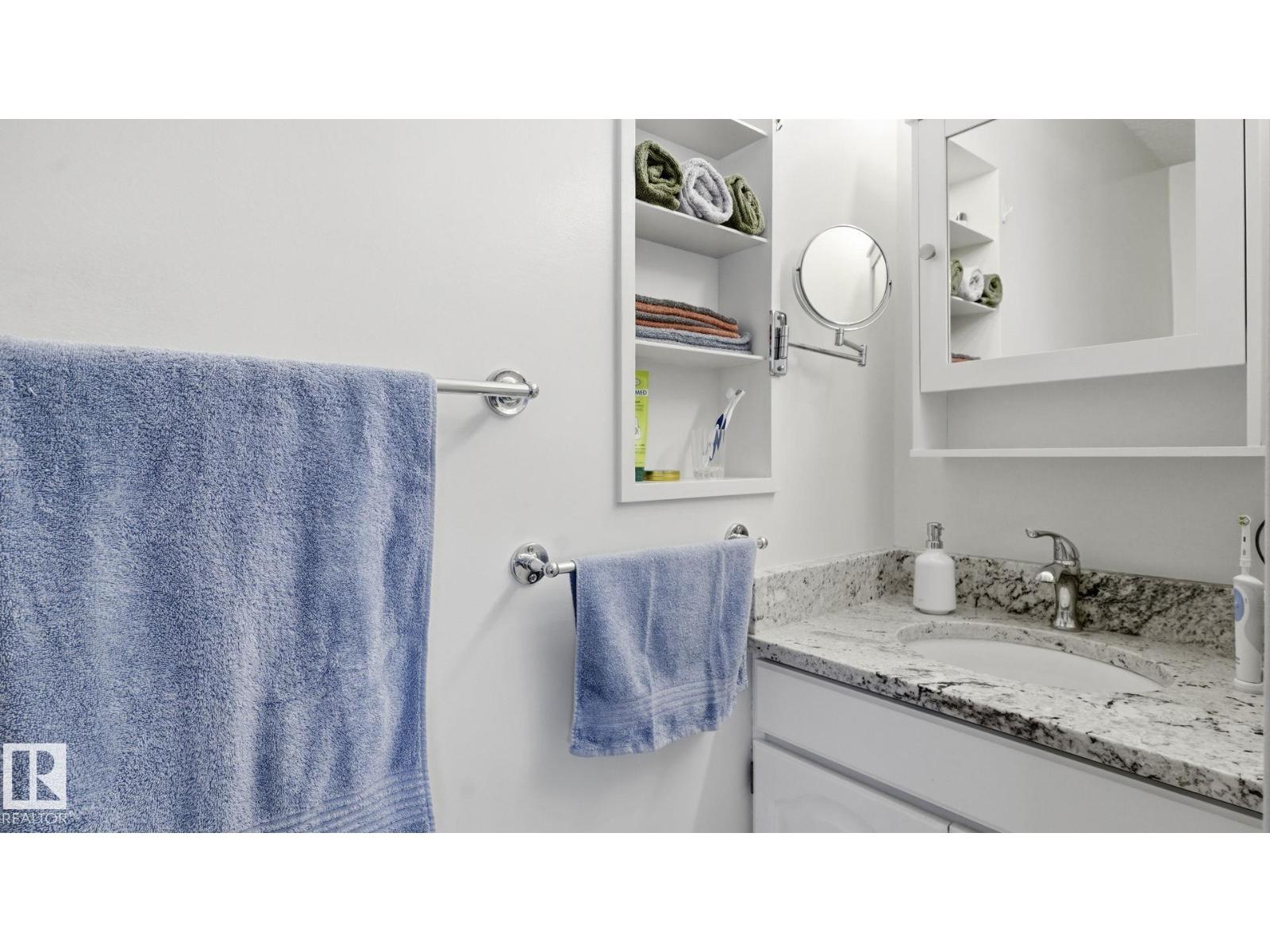18315 86 AV NW - 20