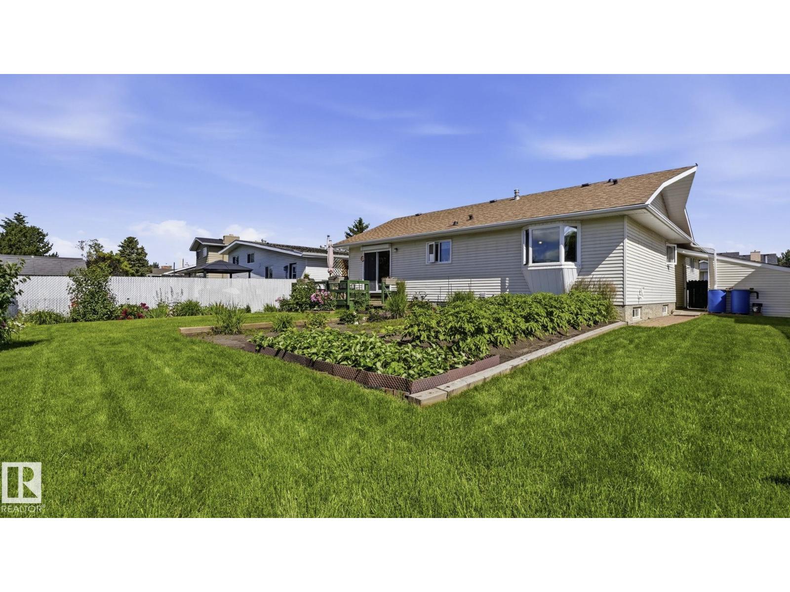 18315 86 AV NW - 33