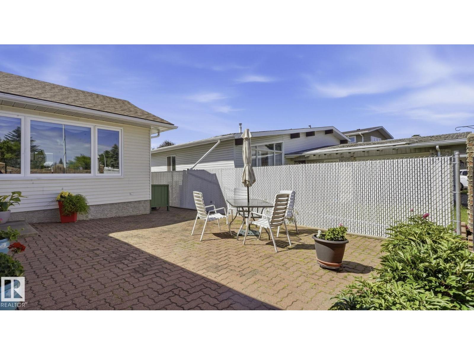 18315 86 AV NW - 35