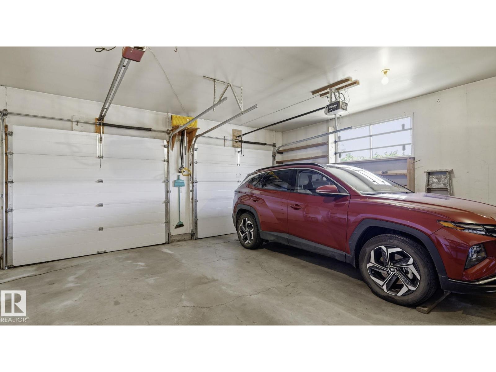 18315 86 AV NW - 41