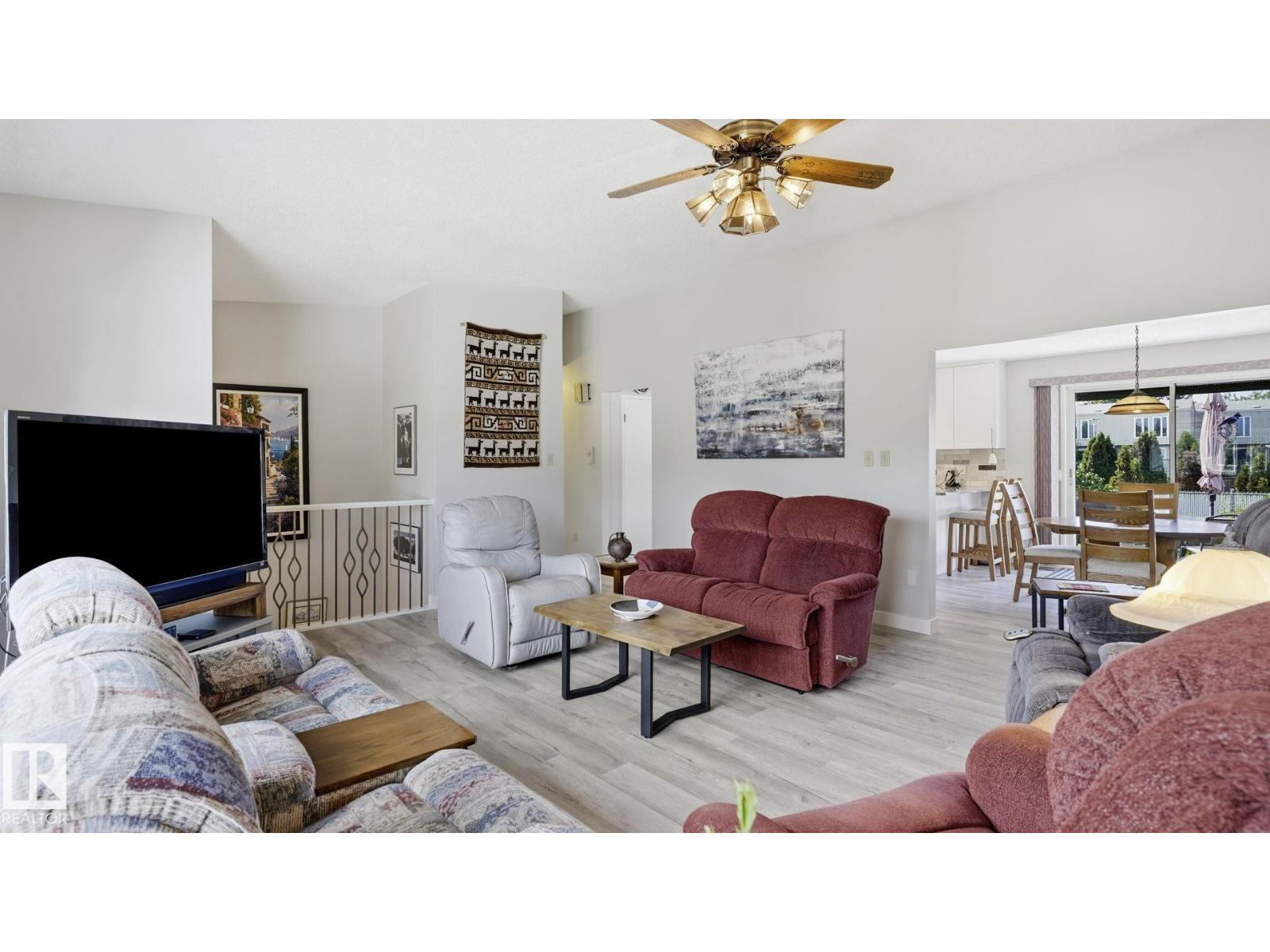 18315 86 AV NW - 9