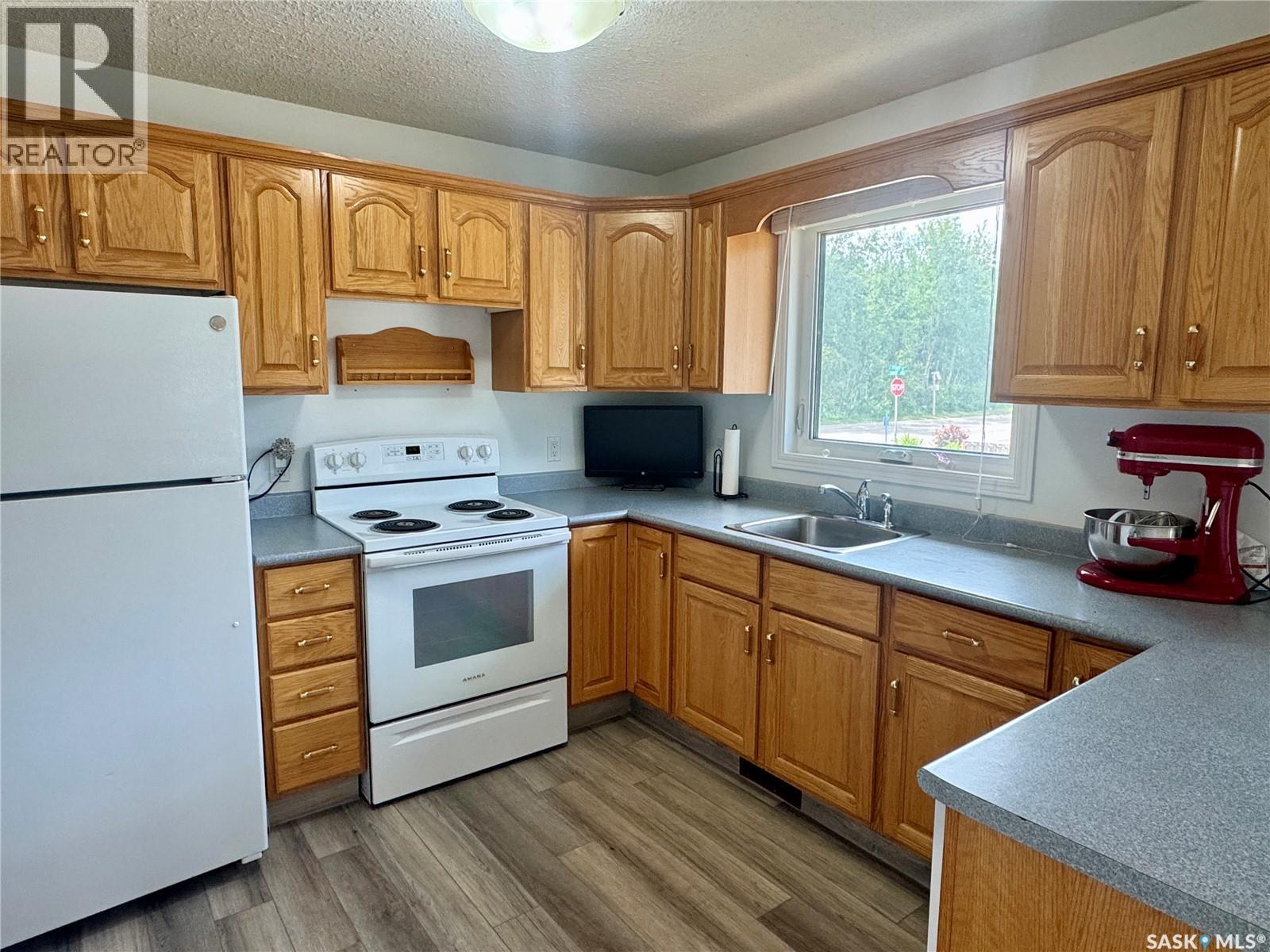 1504 Studer STREET - 3