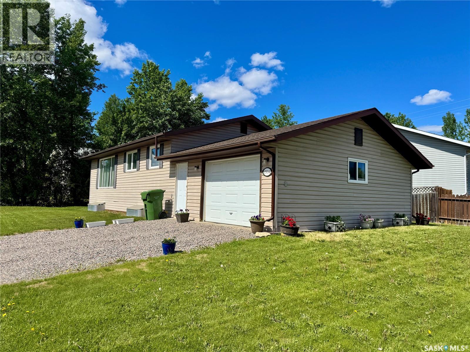 1504 Studer STREET - 28
