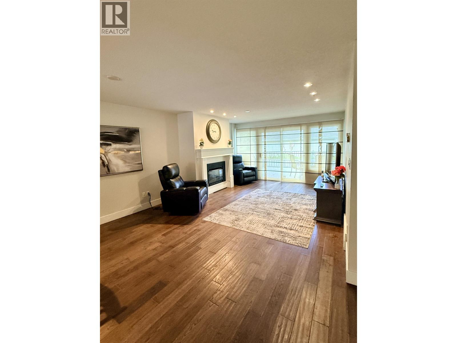 #110 801 PRESTON ROAD - 11