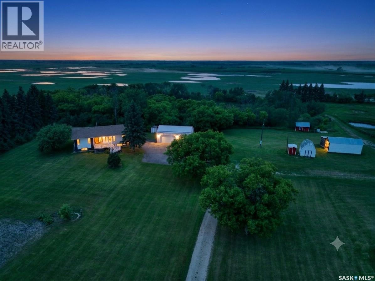 Red Barn #9 Acreage - 2