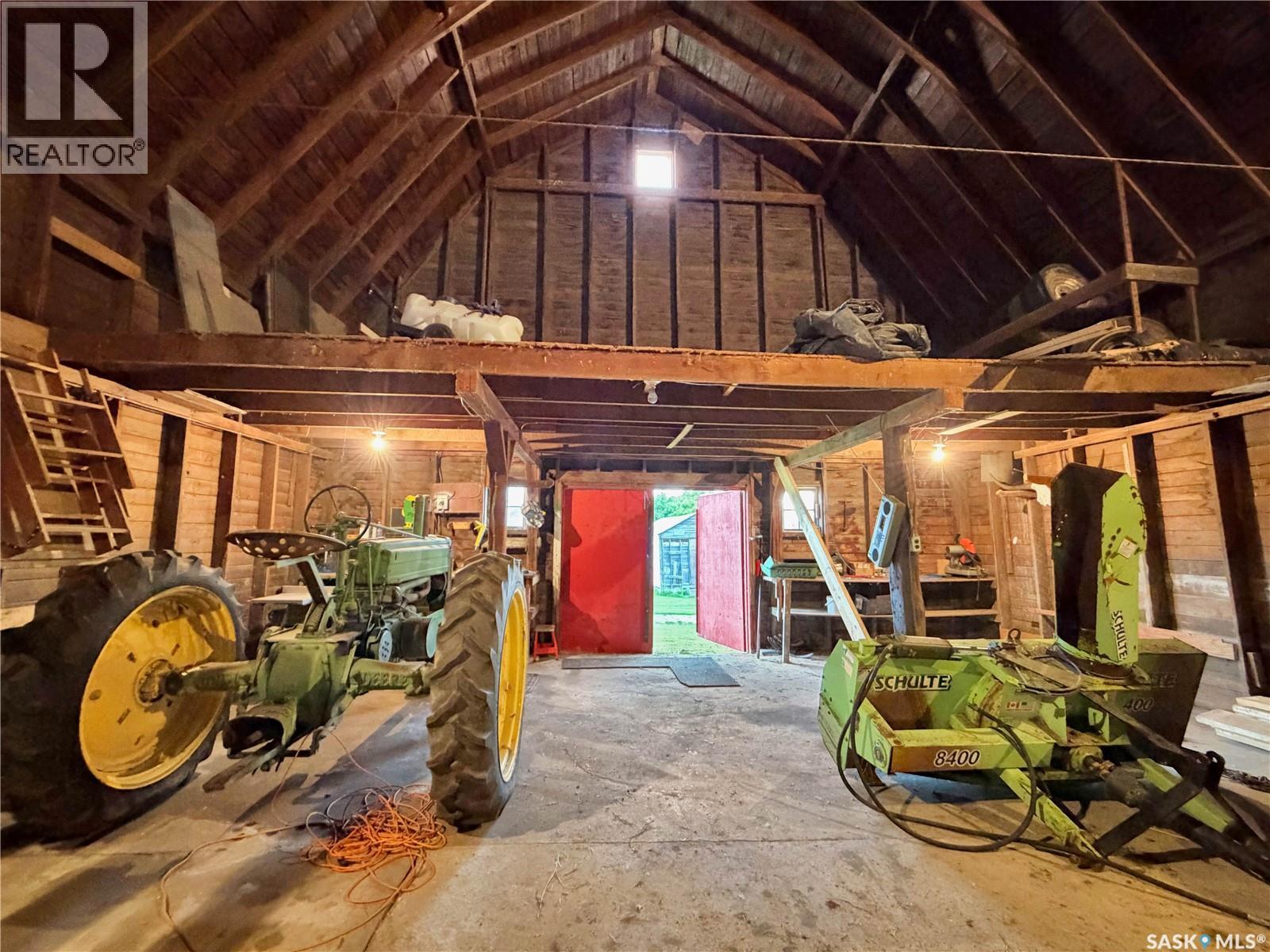 Red Barn #9 Acreage - 62