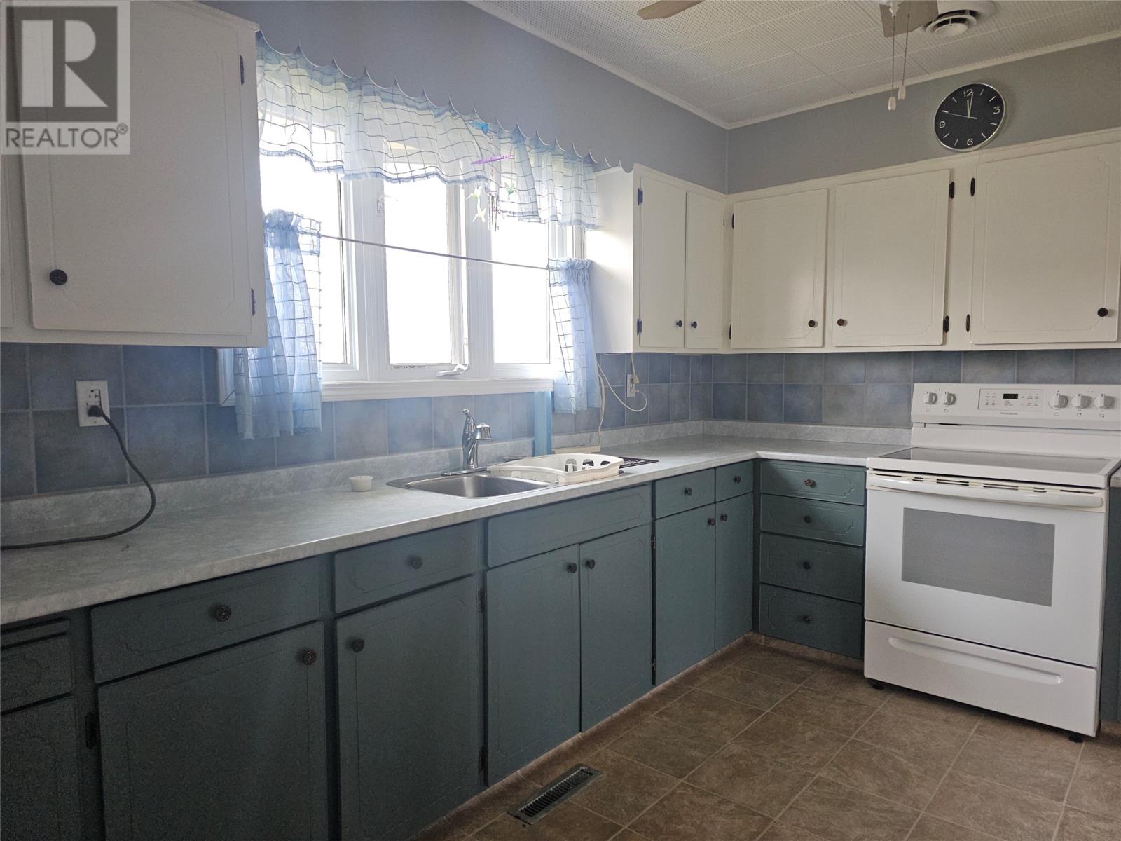 79 Main Street - 6