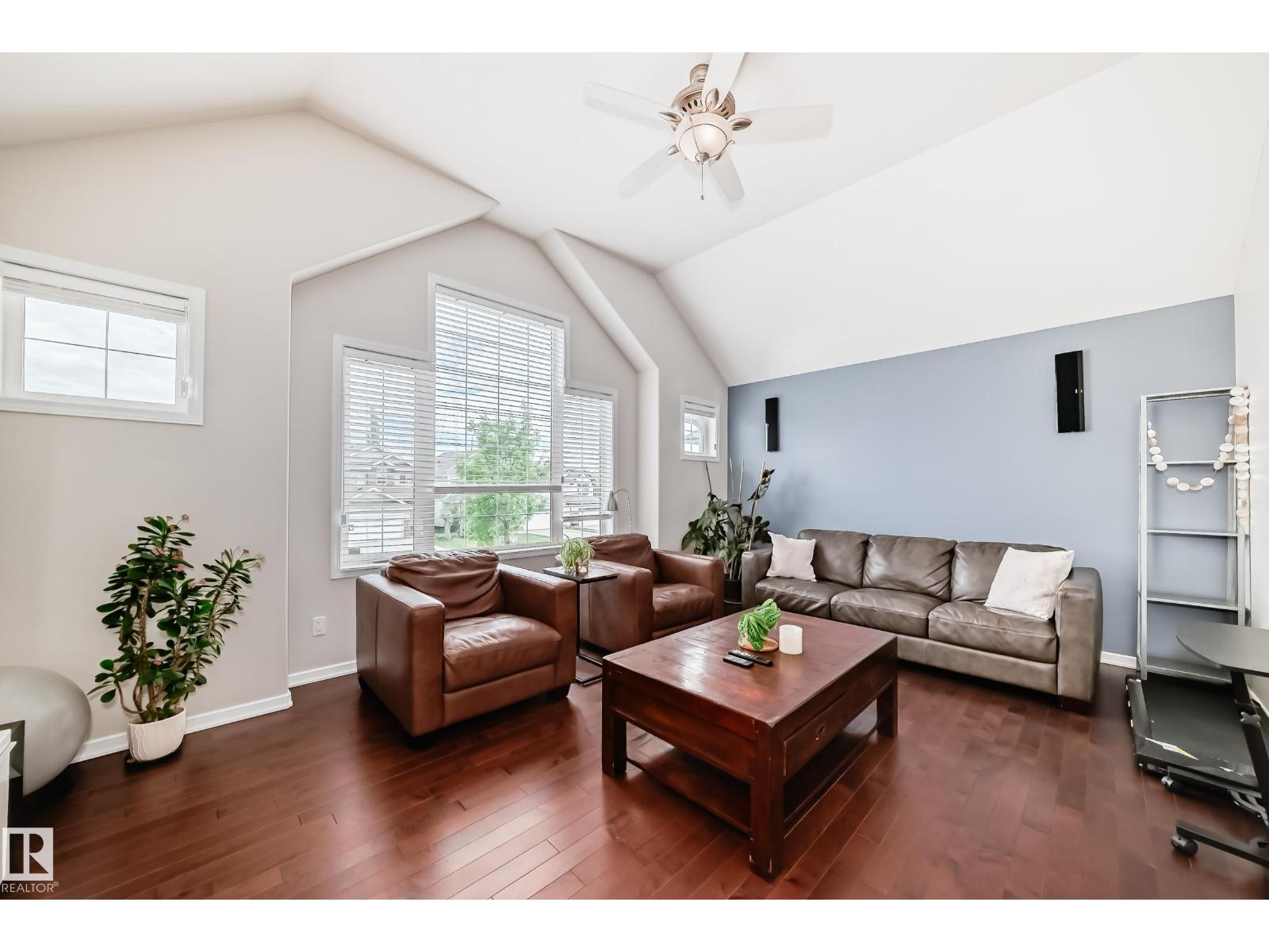 167 GALLAND CR NW - 21
