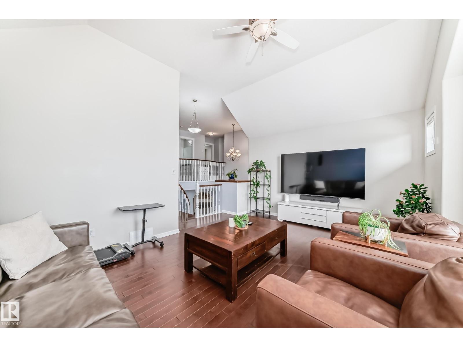 167 GALLAND CR NW - 24