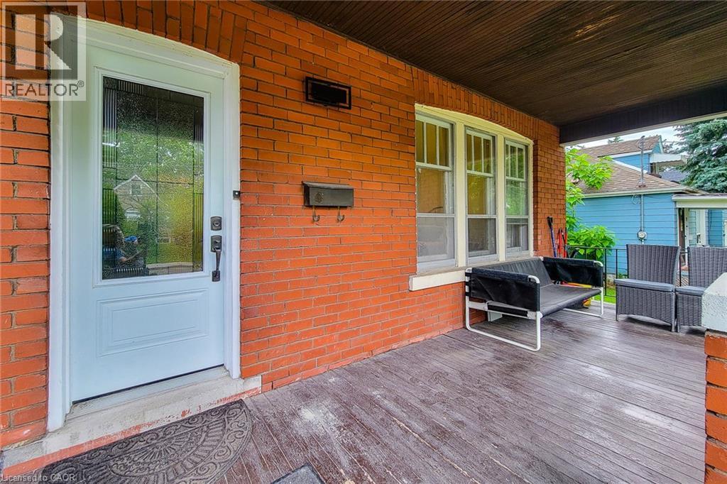 7 NORFOLK Street N - 5