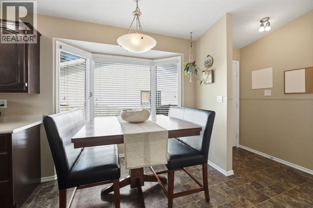 Listing photo – 5 Everitt Crescent, Red Deer