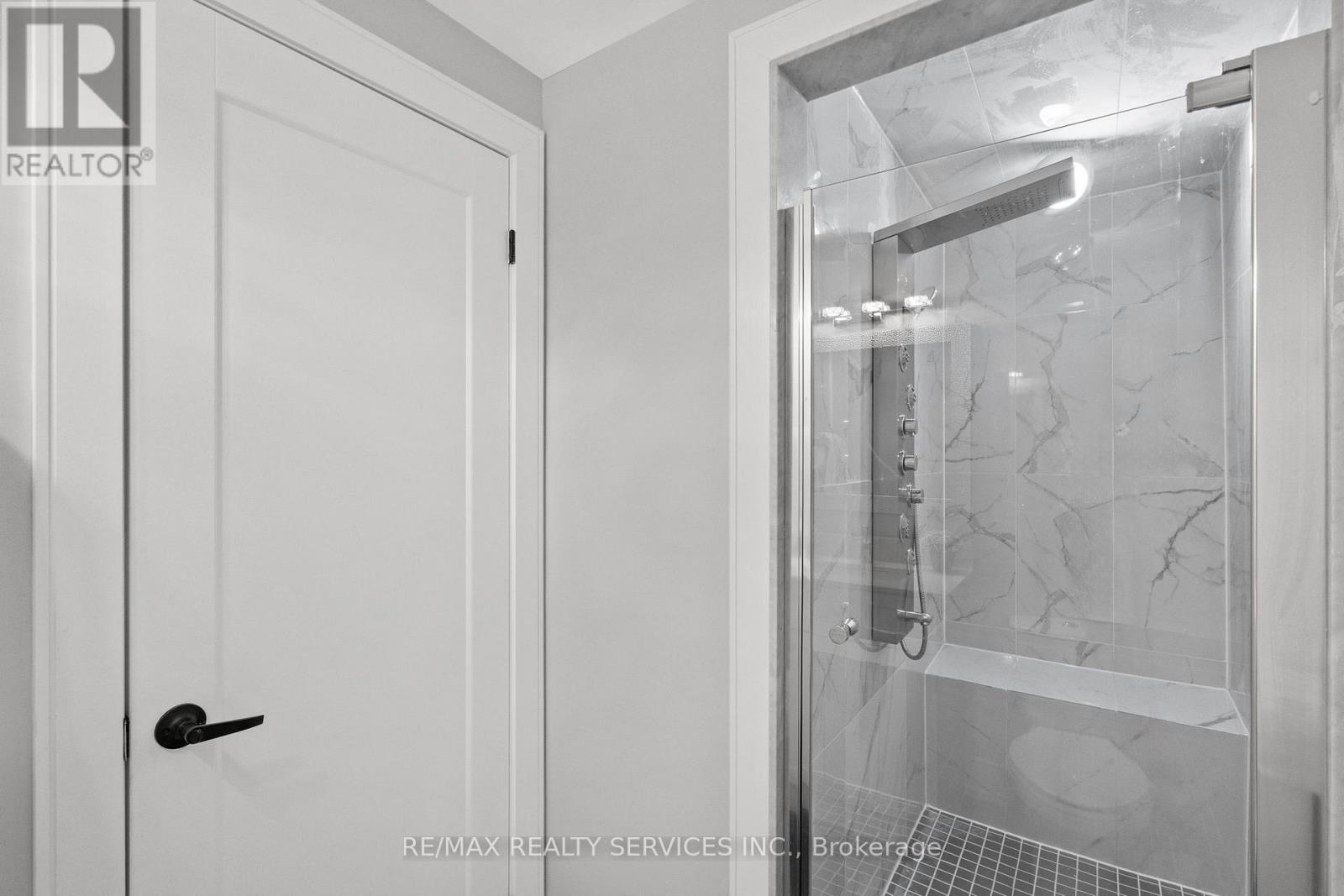1273 BARBERRY GREEN - 34