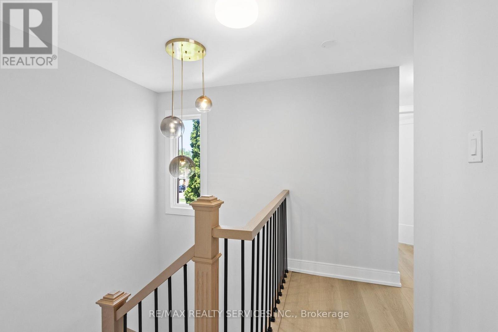 1273 BARBERRY GREEN - 21