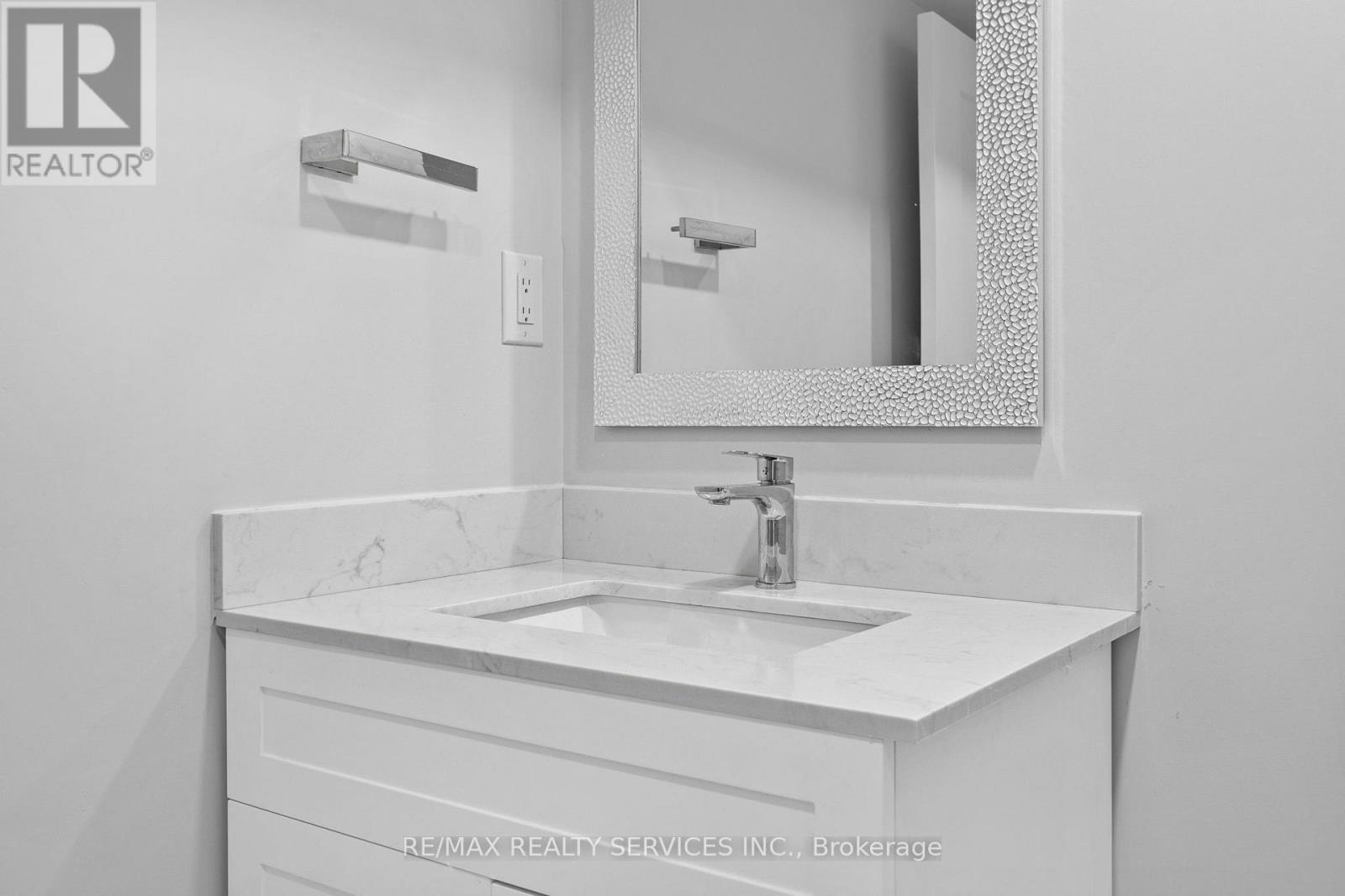 1273 BARBERRY GREEN - 35