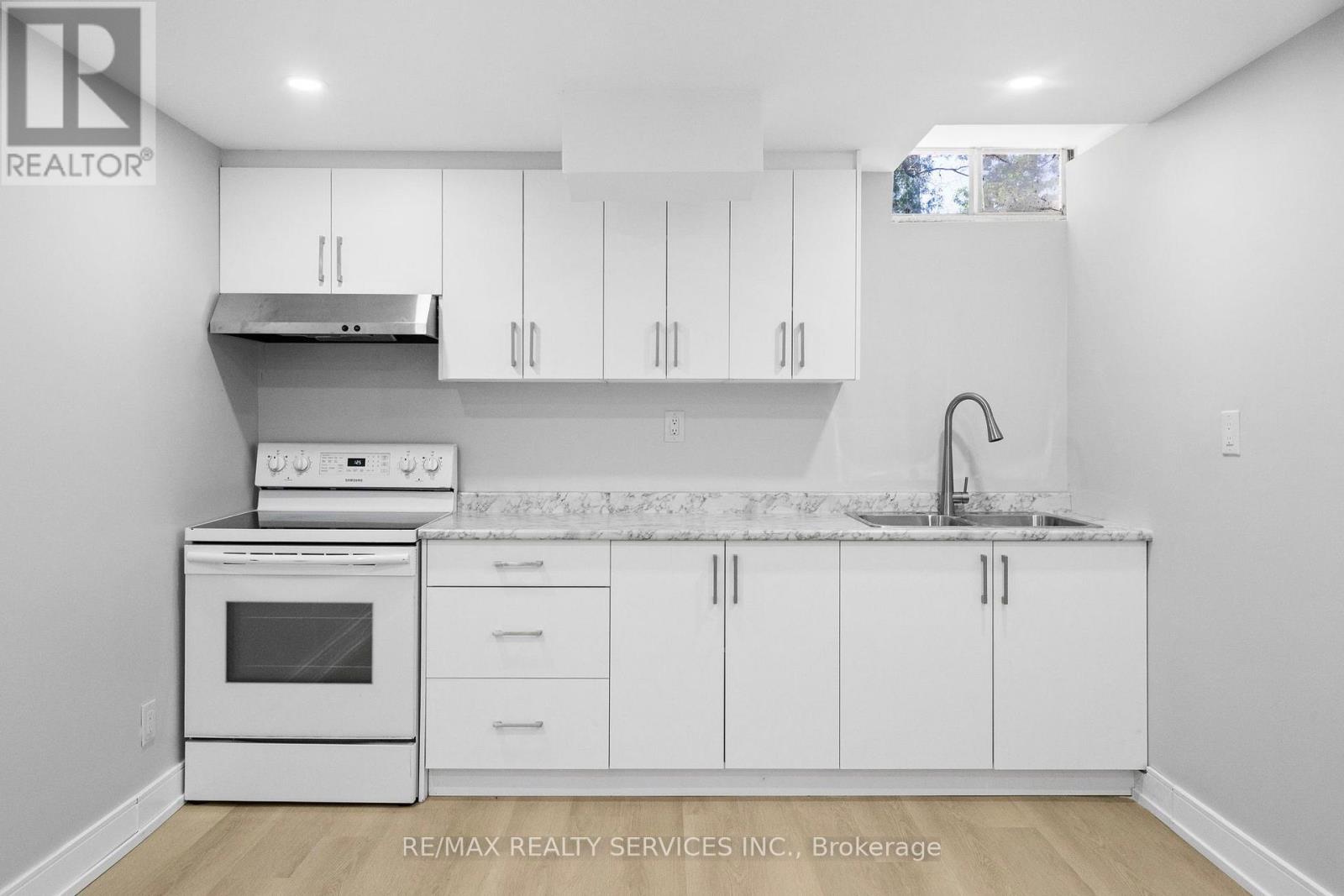 1273 BARBERRY GREEN - 29