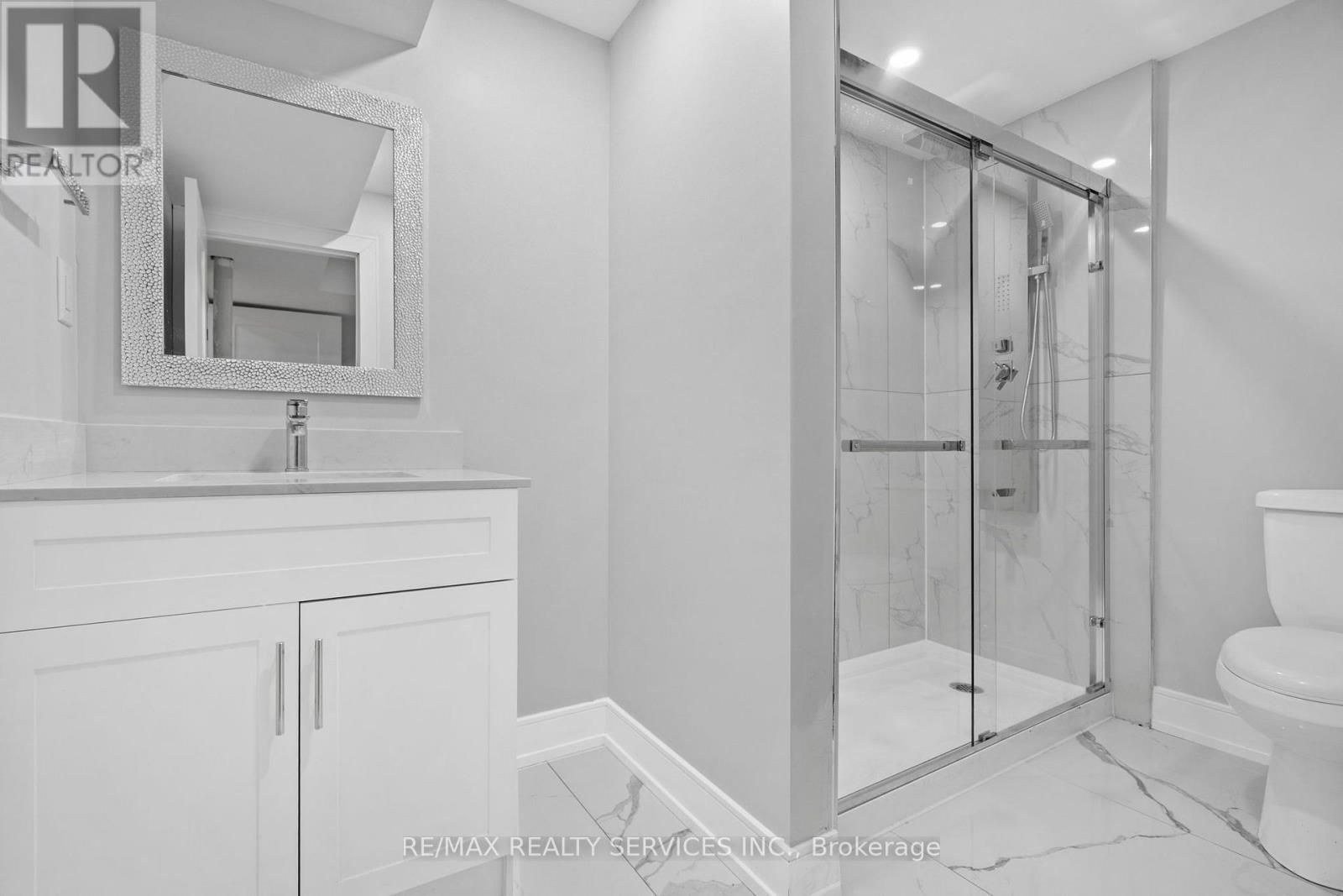1273 BARBERRY GREEN - 33
