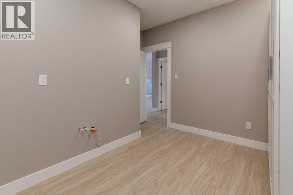 213 Greenwood Road — photo 35