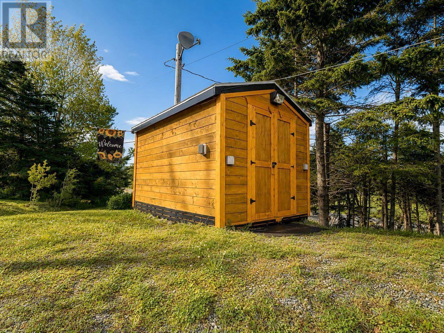 3890 Hillside Boularderie Road - 20