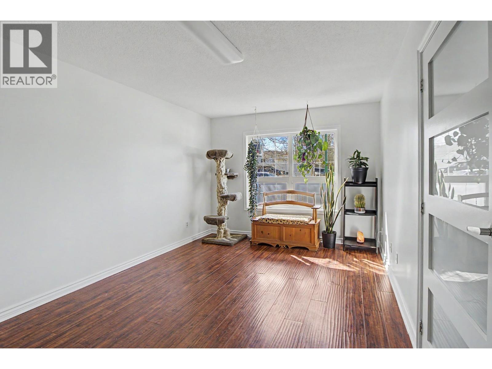Photo 17 of 40 — 5958 KOVACHICH DRIVE · Prince George, BC