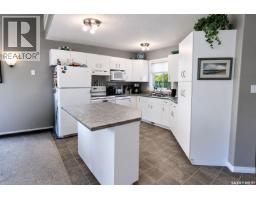 4pc Bathroom - 28 Eagle View Way, Elk Ridge, SK S0J0N0 Photo 8