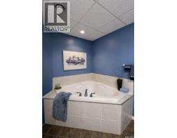28 Eagle View Way, Elk Ridge, SK S0J0N0 Photo 41