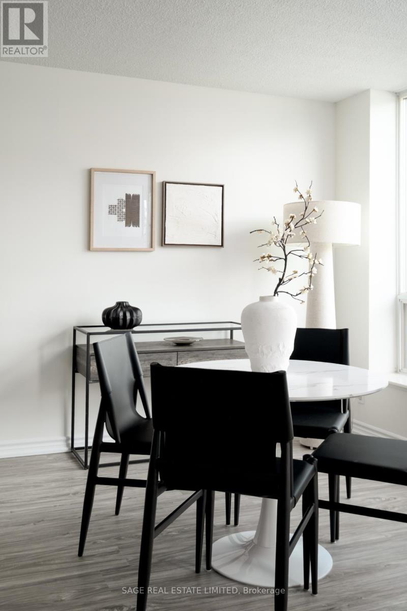 #203 745 NEW WESTMINSTER DRIVE - 8