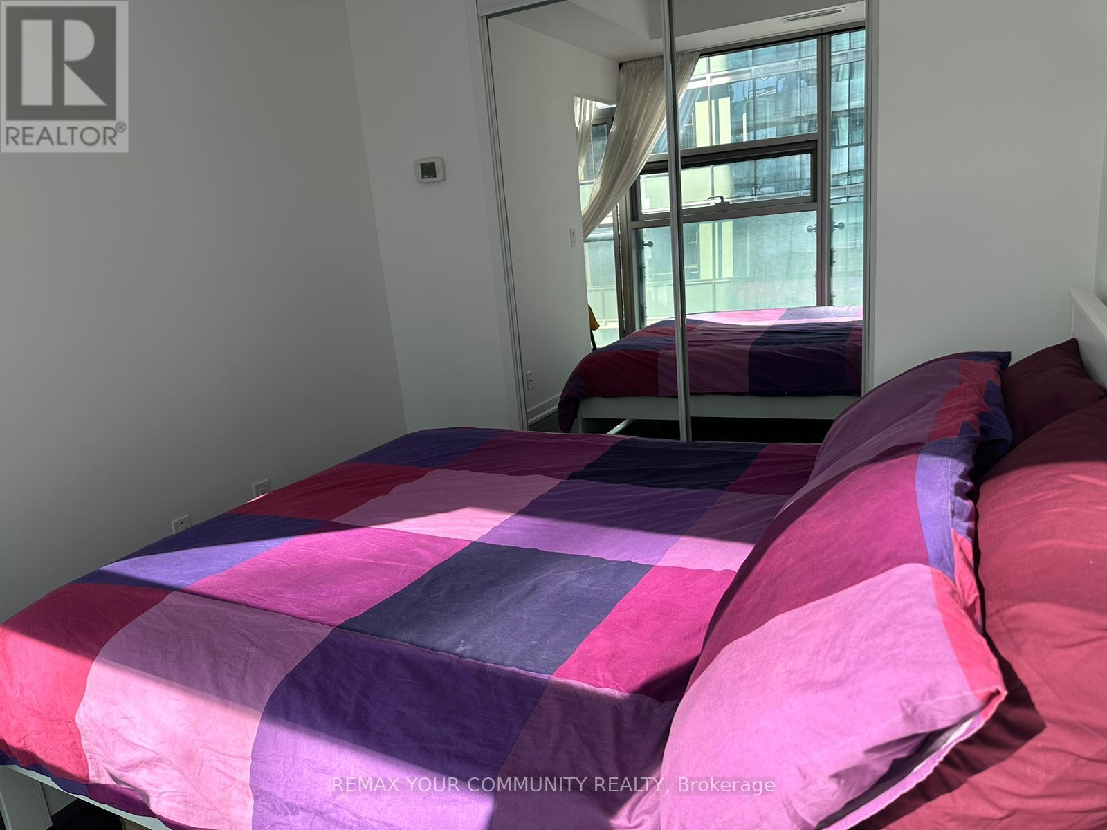 #1709 14 YORK STREET - 12