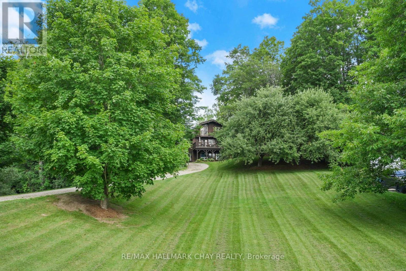 42 MOUNTAINVIEW ROAD - 1