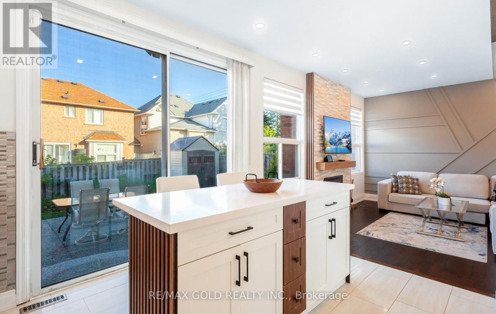 3986 REGATTA COURT - 12