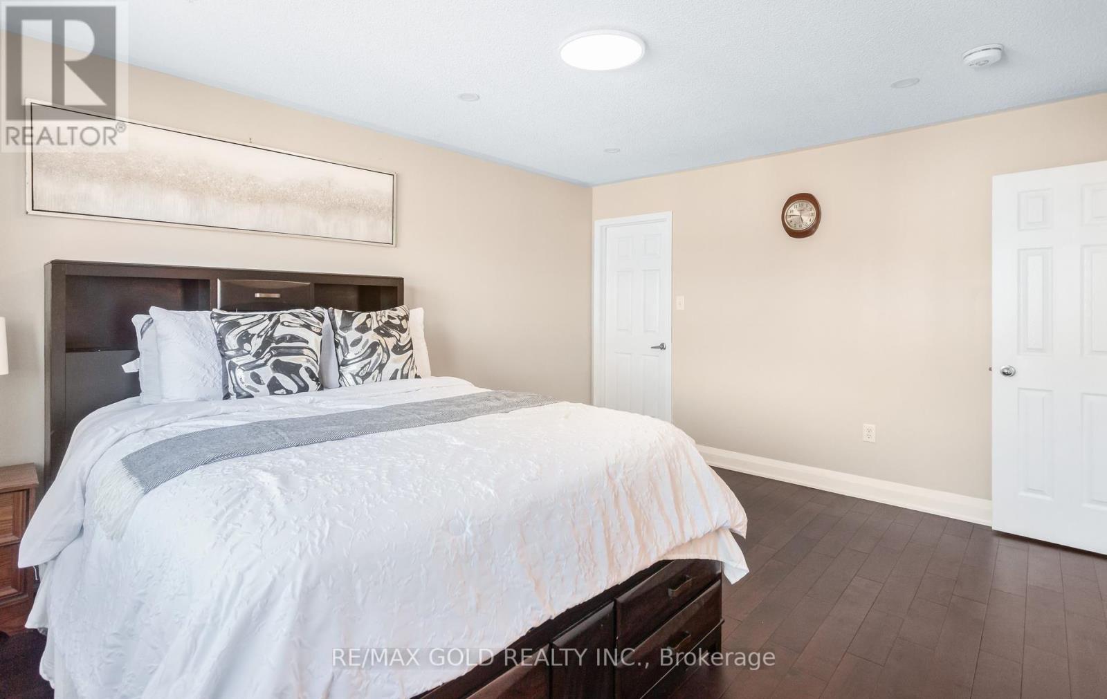 3986 REGATTA COURT - 27