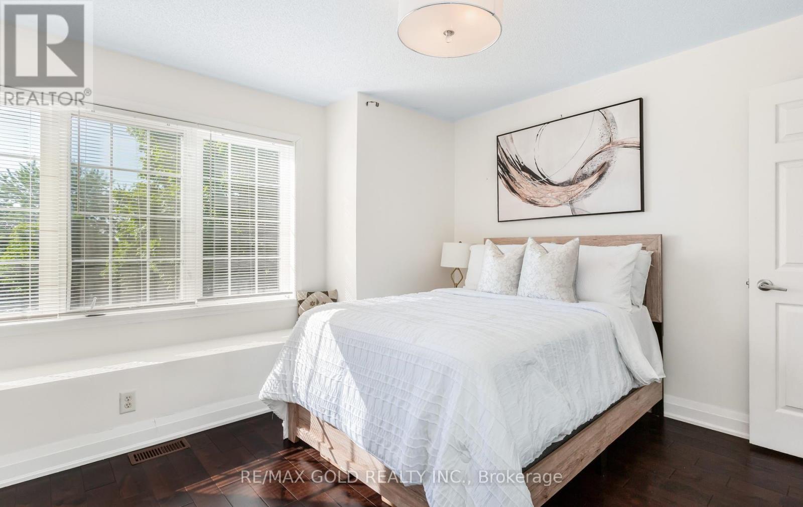 3986 REGATTA COURT - 31