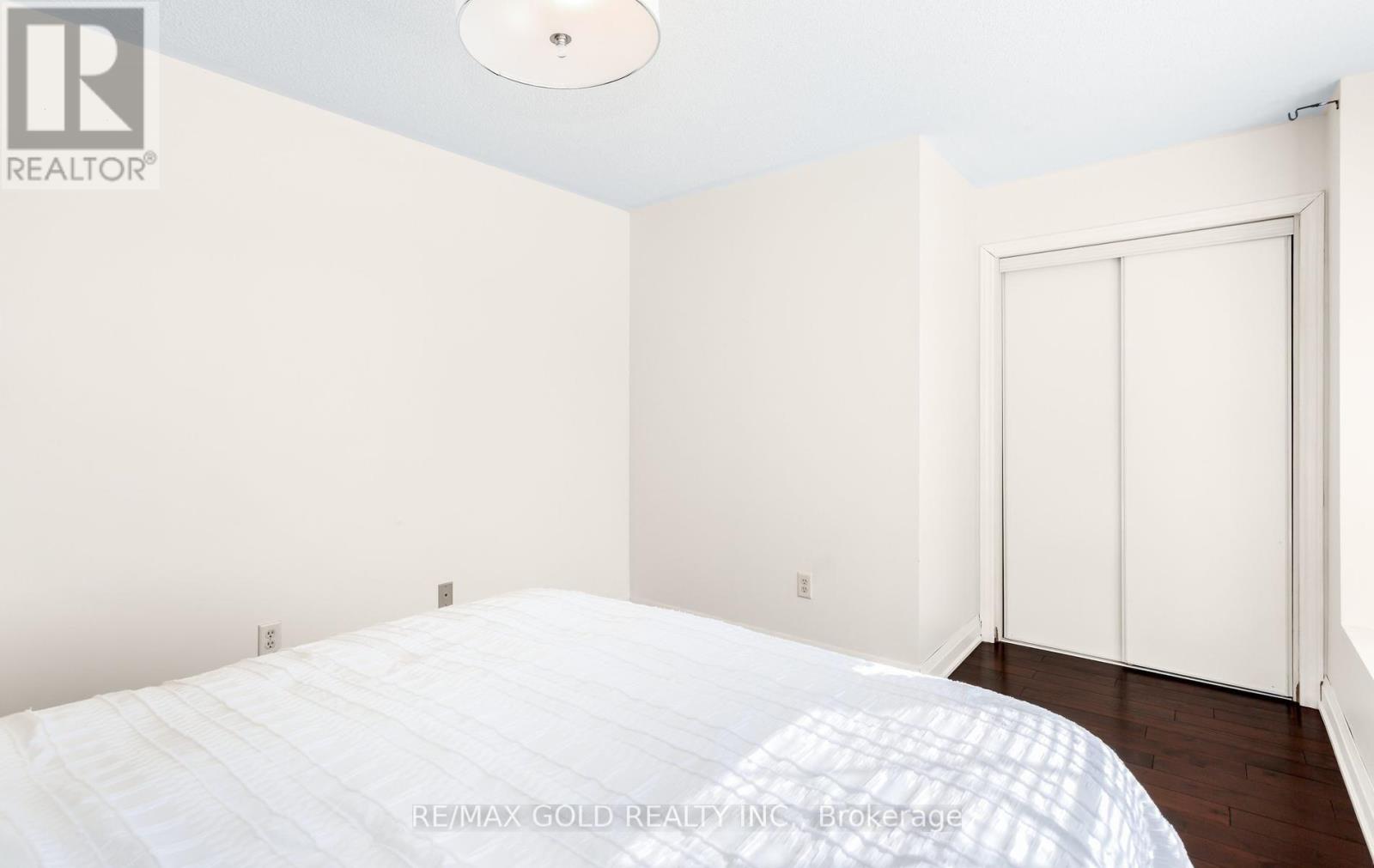 3986 REGATTA COURT - 34