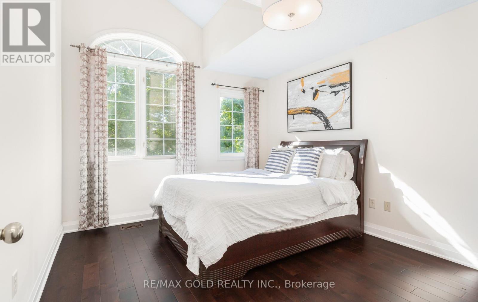 3986 REGATTA COURT - 35