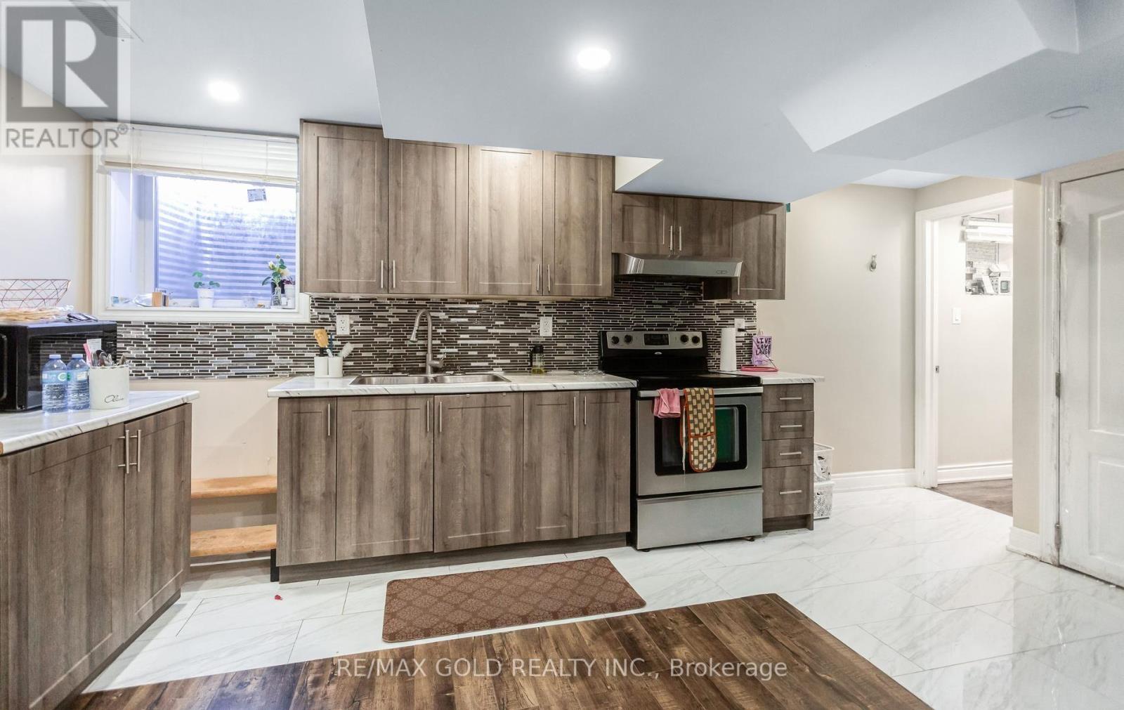 3986 REGATTA COURT - 42