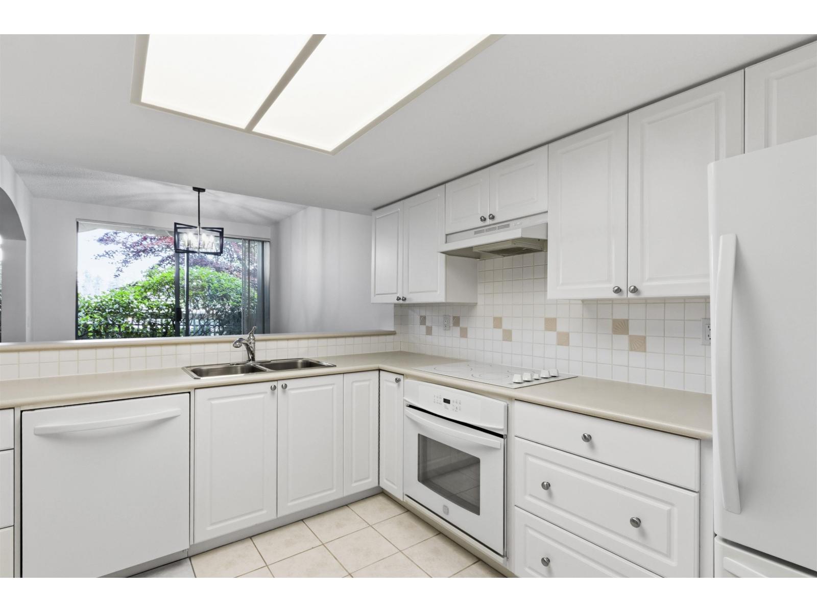 112 1785 MARTIN DRIVE, Surrey