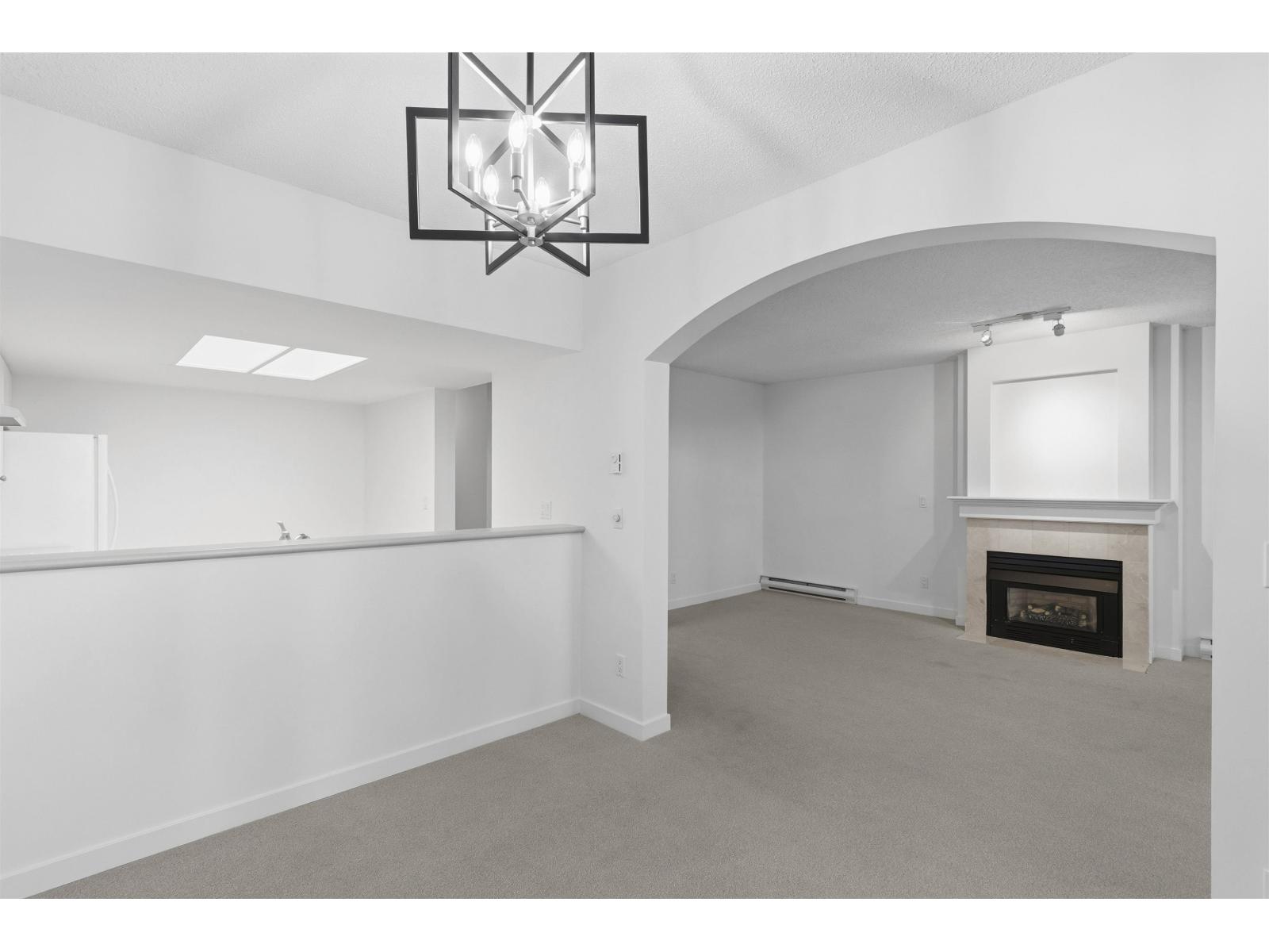 112 1785 MARTIN DRIVE, Surrey