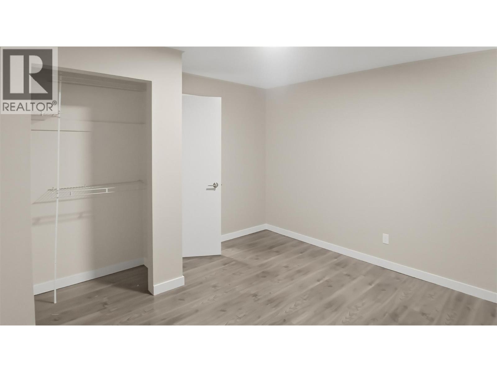 2623 PARKVIEW Drive - 12