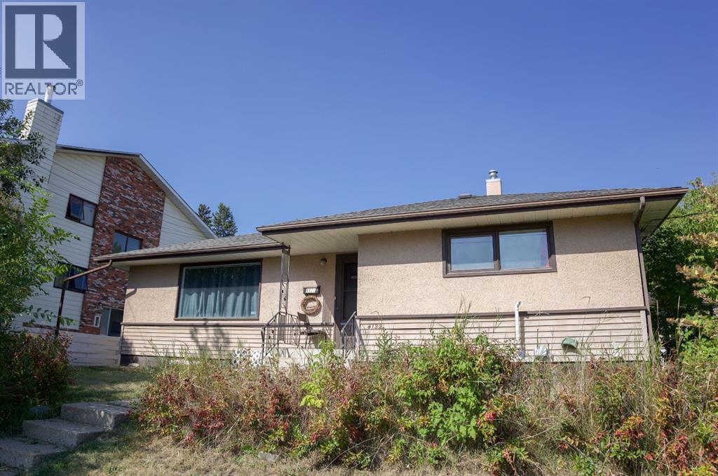 4122 50 Street - 1
