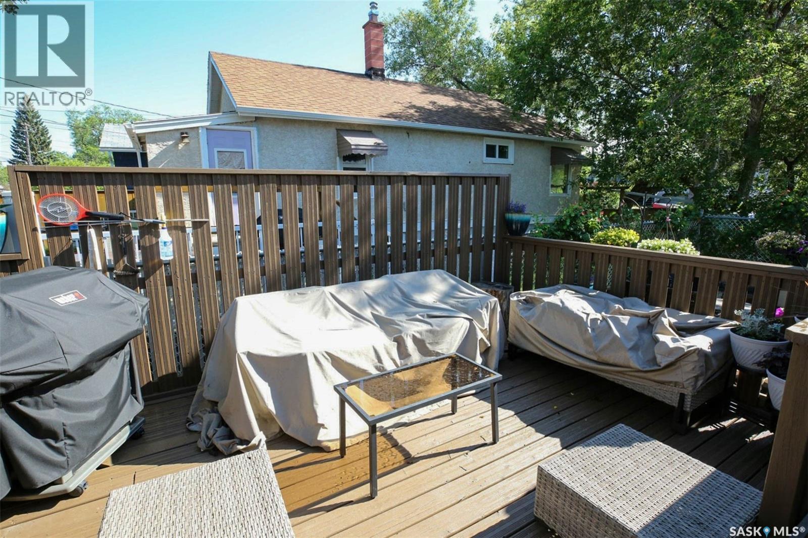 2122 Wascana STREET - 21